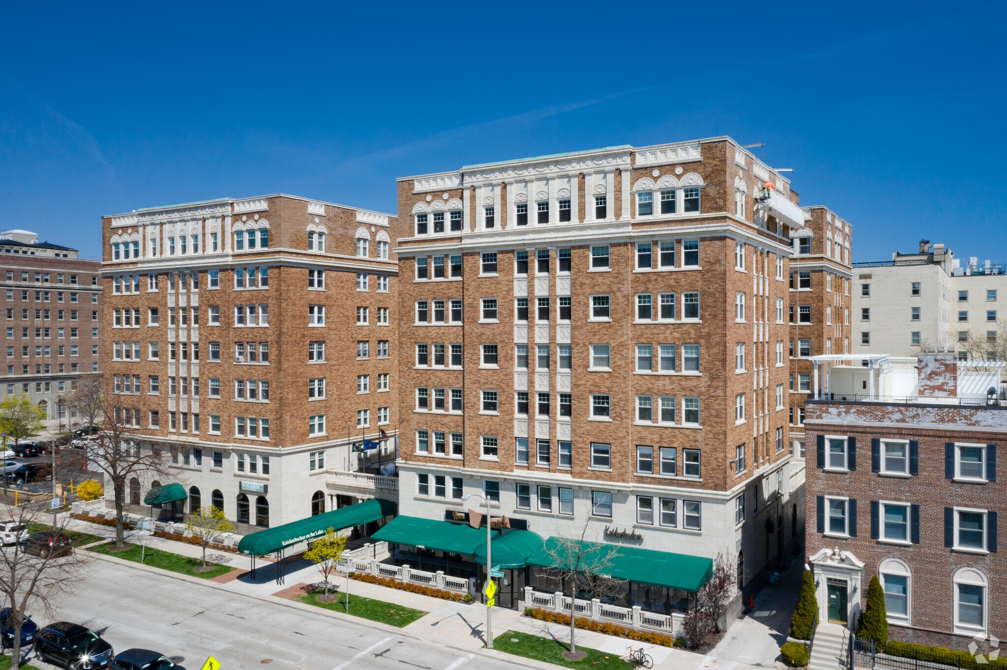 1028-E-Juneau-Ave-Milwaukee-WI-Building-Photo-1-LargeHighDefinition